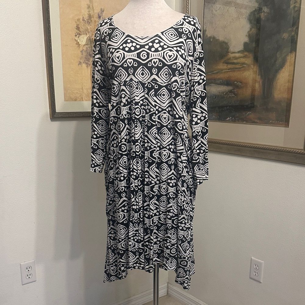 Anthony’s Resort Wear Black/White Patterned V-Neck  Dress w/Pockets Size XL